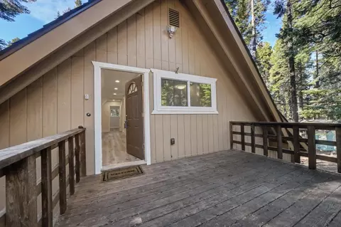 Exterior - 3115 Apache Rd, Dorrington, CA 95223 photo 6 of 14