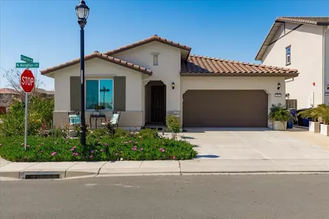 585 Marathon Dr, Oakley, CA 94561