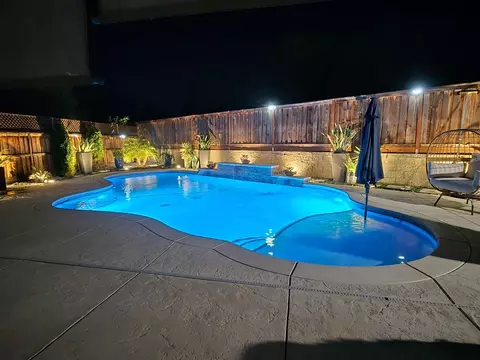 Exterior - 1582 Ivy Ln, Tracy, CA 95376 photo 9 of 12
