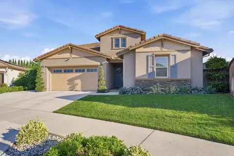 Exterior - 1582 Ivy Ln, Tracy, CA 95376 photo 3 of 12