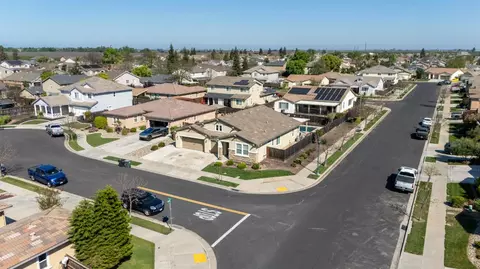 View/Area - 1708 Feathers Ct, Hughson, CA 95326 photo 2 of 4