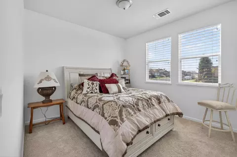 Bedroom - 1708 Feathers Ct, Hughson, CA 95326 photo 2 of 4