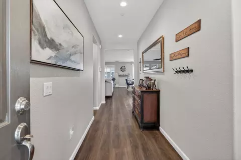 Entry Way - 1708 Feathers Ct, Hughson, CA 95326 photo 2 of 8