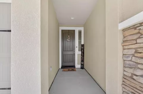 Entry Way - 1708 Feathers Ct, Hughson, CA 95326 photo 1 of 8