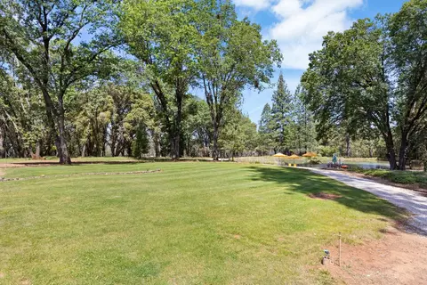 Exterior - 1040 Gladycon Rd, Colfax, CA 95713 photo 21 of 31