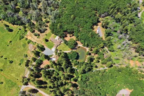 View/Area - 1040 Gladycon Rd, Colfax, CA 95713 photo 6 of 12