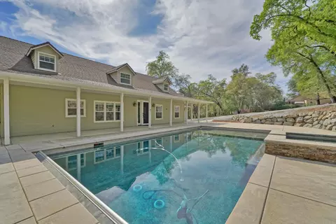 Exterior - 1988 Cold Springs Rd, Placerville, CA 95667 photo 2 of 20