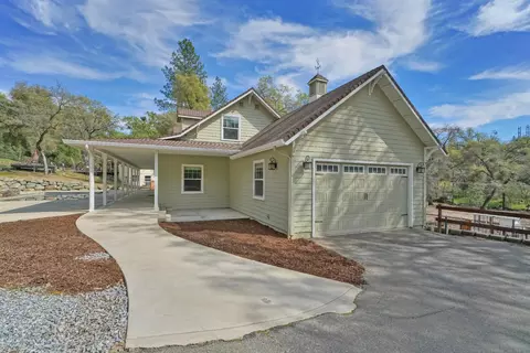 Exterior - 1988 Cold Springs Rd, Placerville, CA 95667 photo 3 of 20