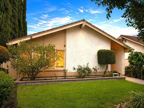 14491 Pinewood Rd, Tustin, CA 92780