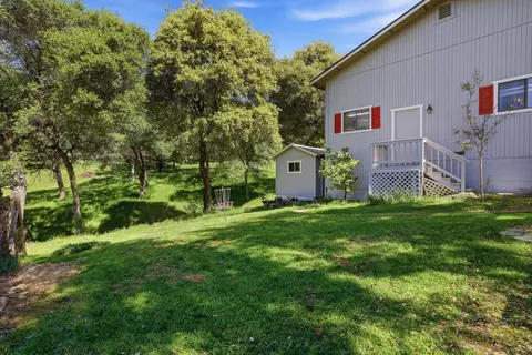 Exterior - 6637 Baralee Ln, Placerville, CA 95667 photo 9 of 30