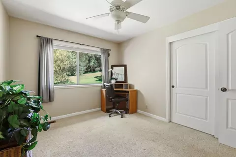 Bedroom - 6637 Baralee Ln, Placerville, CA 95667 photo 5 of 7