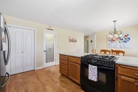 Kitchen - 6637 Baralee Ln, Placerville, CA 95667 photo 6 of 7