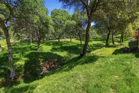 Exterior - 6637 Baralee Ln, Placerville, CA 95667 photo 18 of 30