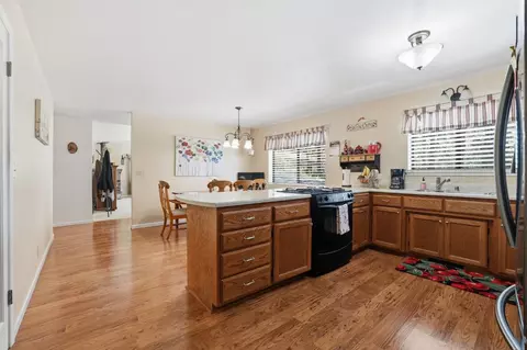 Kitchen - 6637 Baralee Ln, Placerville, CA 95667 photo 3 of 7