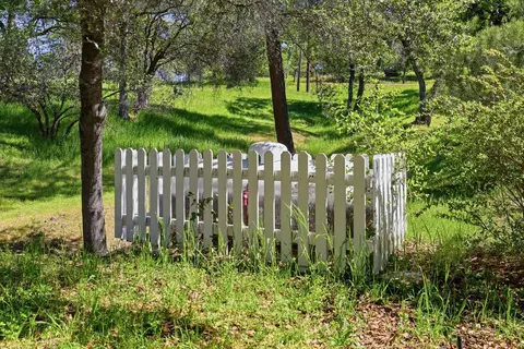 Exterior - 6637 Baralee Ln, Placerville, CA 95667 photo 21 of 30