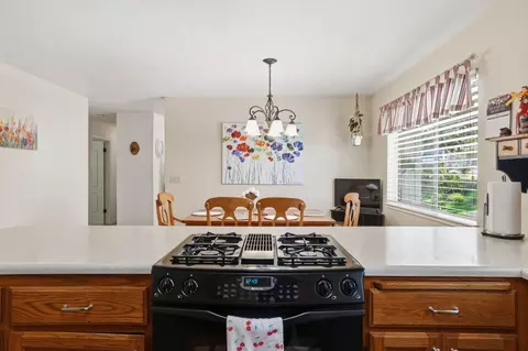 Kitchen - 6637 Baralee Ln, Placerville, CA 95667 photo 5 of 7