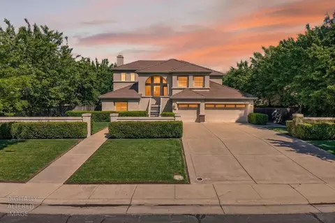 4851 Saint Andrews Dr, Stockton, CA 95219