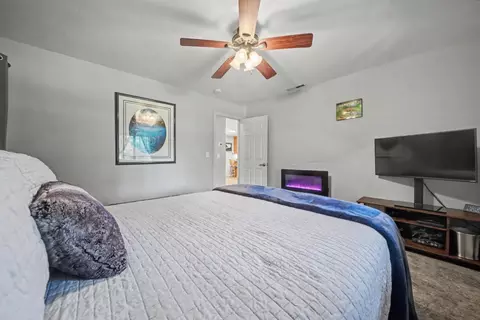 Bedroom - 16270 Meadow View Rd, Sutter Creek, CA 95685 photo 6 of 6
