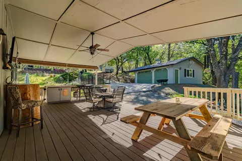 Exterior - 16270 Meadow View Rd, Sutter Creek, CA 95685 photo 4 of 18