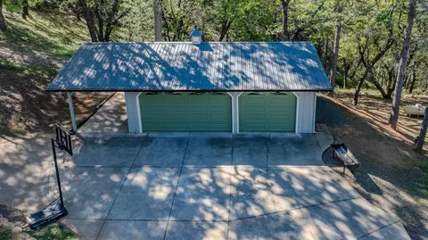 Exterior - 16270 Meadow View Rd, Sutter Creek, CA 95685 photo 16 of 18