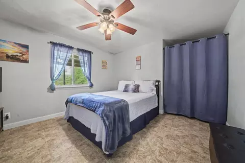 Bedroom - 16270 Meadow View Rd, Sutter Creek, CA 95685 photo 5 of 6