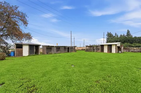 Exterior - 4529 E Briggsmore Ave, Modesto, CA 95355 photo 9 of 17