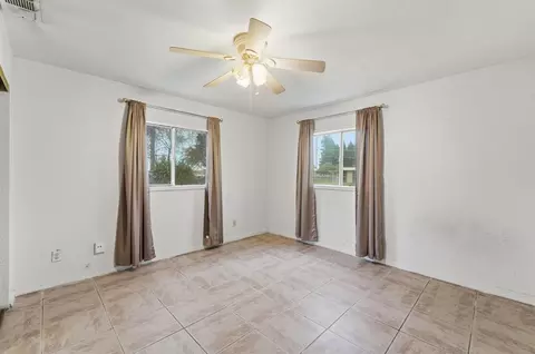 Bedroom - 4529 E Briggsmore Ave, Modesto, CA 95355 photo 1 of 4