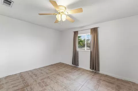 Bedroom - 4529 E Briggsmore Ave, Modesto, CA 95355 photo 3 of 4