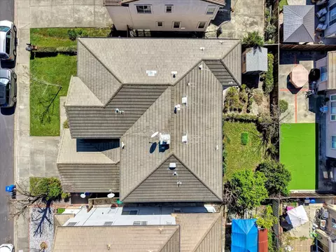 View/Area - 30253 Oakbrook Rd, Hayward, CA 94544 photo 4 of 5