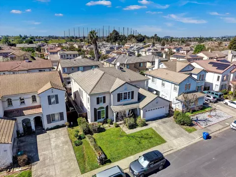 View/Area - 30253 Oakbrook Rd, Hayward, CA 94544 photo 2 of 5