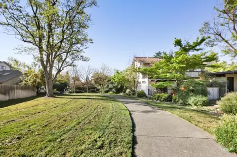 2406 Overhill Ln, Davis, CA 95616 photo 52