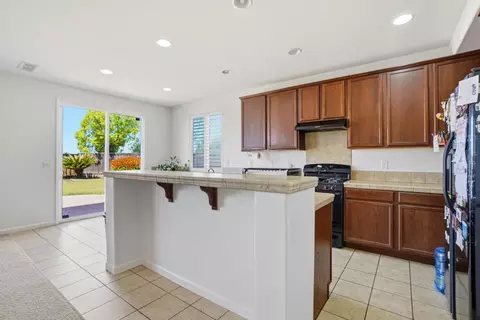 16359 Wagon Train Ct, Lathrop, CA 95330 photo 6