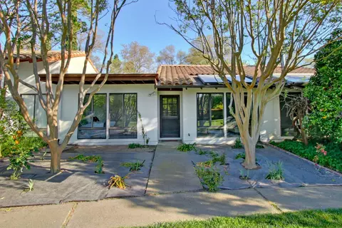 Exterior - 2526 Overhill Ln, Davis, CA 95616 photo 19 of 22