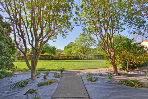 Exterior - 2526 Overhill Ln, Davis, CA 95616 photo 21 of 22