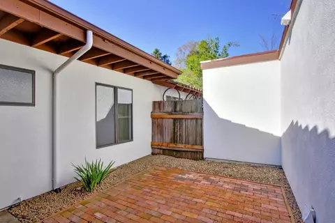 Exterior - 2526 Overhill Ln, Davis, CA 95616 photo 7 of 22