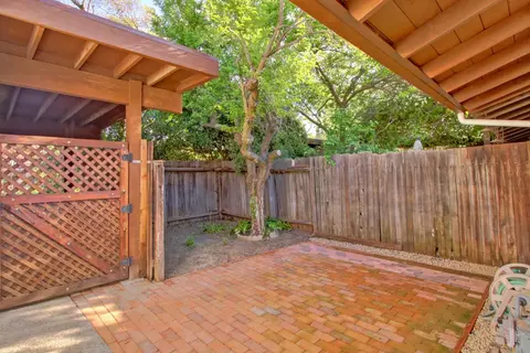 Exterior - 2526 Overhill Ln, Davis, CA 95616 photo 3 of 22