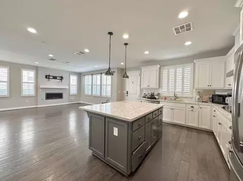 Kitchen - 1952 Cannery Loop, Davis, CA 95616 photo 2 of 2