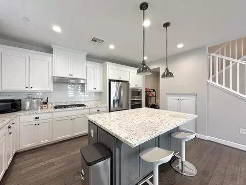Kitchen - 1952 Cannery Loop, Davis, CA 95616 photo 1 of 2