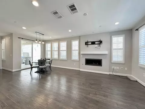 Living - 1952 Cannery Loop, Davis, CA 95616 photo 1 of 2