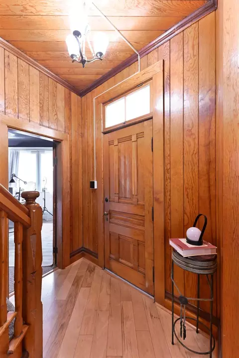 Entry Way - 433 E Highway 4, Murphys, CA 95247 photo 4 of 7