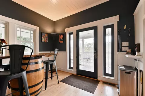 Entry Way - 433 E Highway 4, Murphys, CA 95247 photo 1 of 7