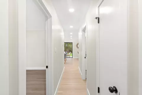 Entry Way - 5610 Millburn St, Carmichael, CA 95608 photo 5 of 5