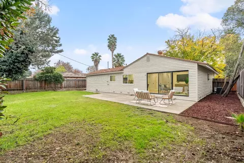 Exterior - 5610 Millburn St, Carmichael, CA 95608 photo 4 of 7