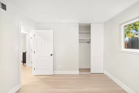 Bedroom - 5610 Millburn St, Carmichael, CA 95608 photo 5 of 7