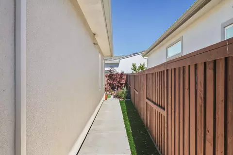 Entry Way - 4248 Grey Hawk St, Folsom, CA 95630 photo 9 of 9