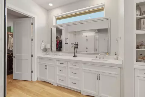 Bath - 4248 Grey Hawk St, Folsom, CA 95630 photo 1 of 3