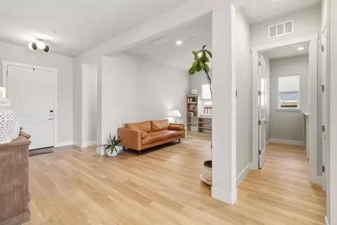 Entry Way - 4248 Grey Hawk St, Folsom, CA 95630 photo 5 of 9