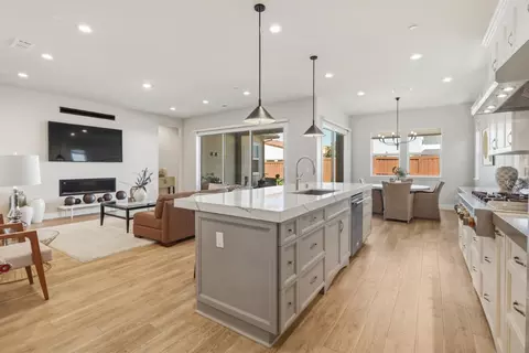 Kitchen - 4248 Grey Hawk St, Folsom, CA 95630 photo 5 of 7