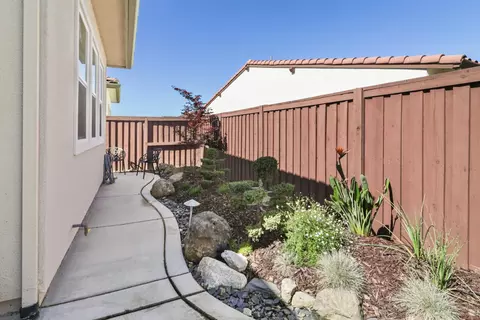 Exterior - 4248 Grey Hawk St, Folsom, CA 95630 photo 10 of 16