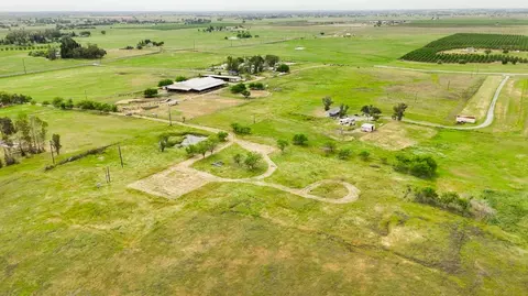 19043 E Liberty Rd, Clements, CA 95227 photo 6
